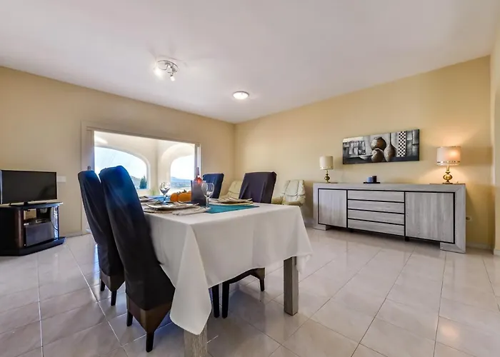 Guzman - Cucarres * Calpe